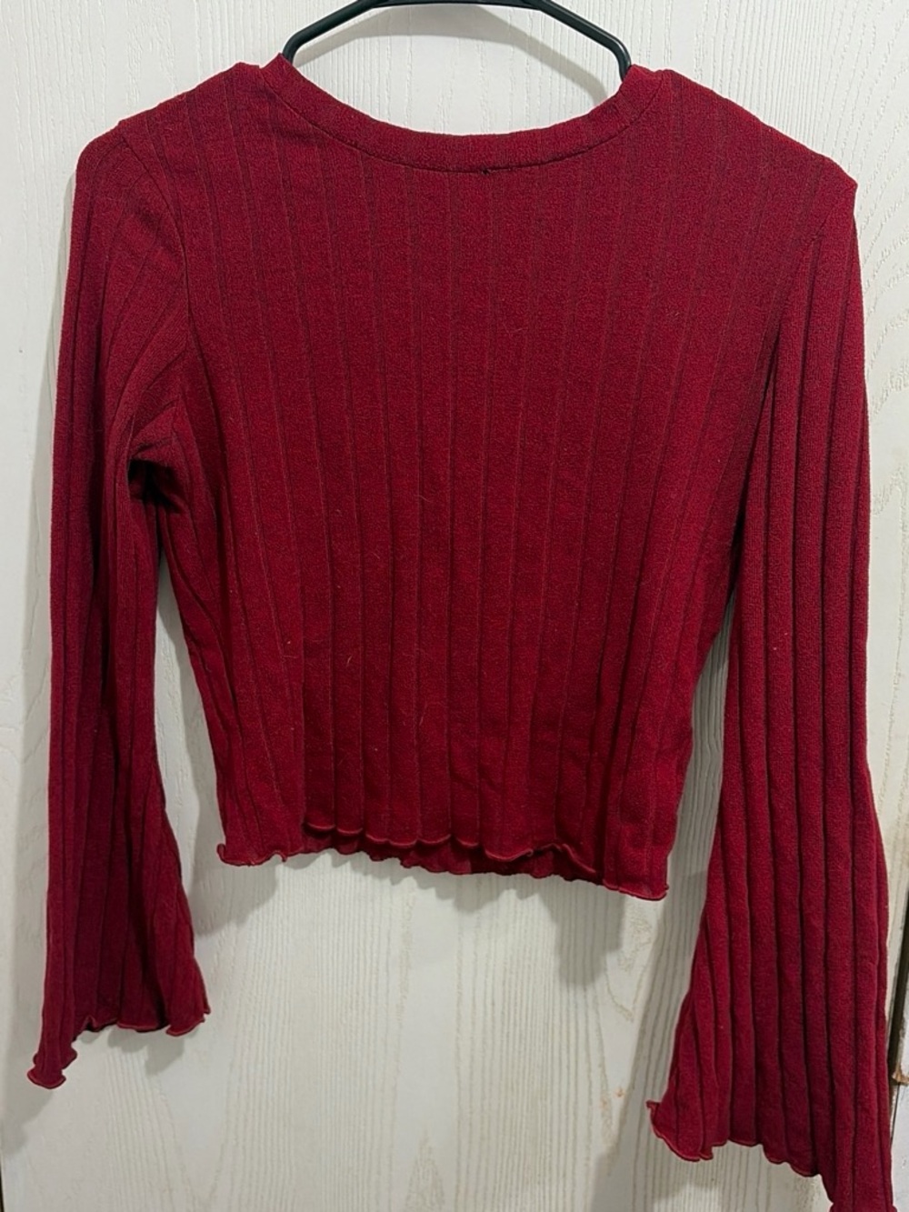 SHEIN Burgundy Ribbed Long-Sleeve Crop Top